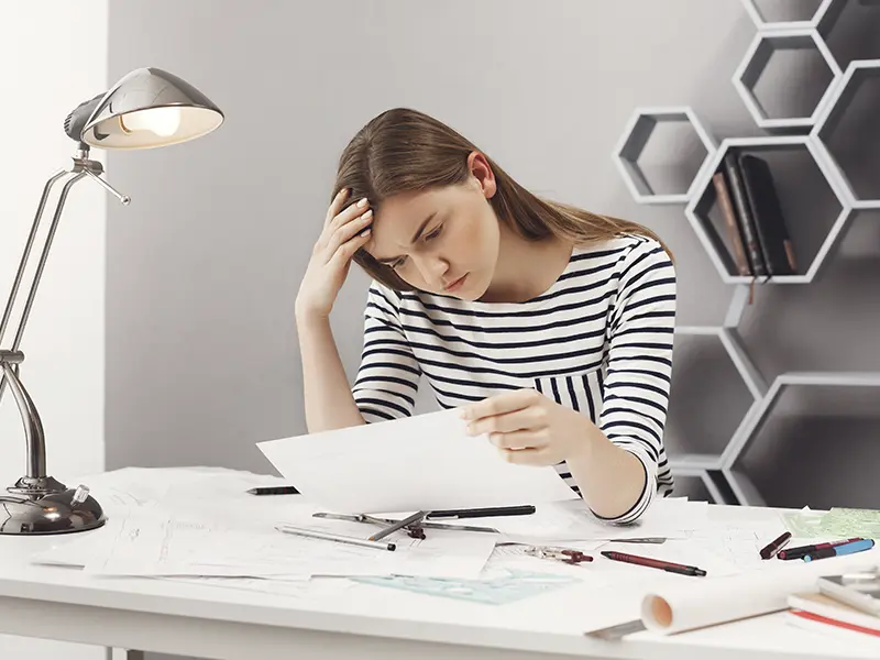 foto ilustrativa bagunça financeira